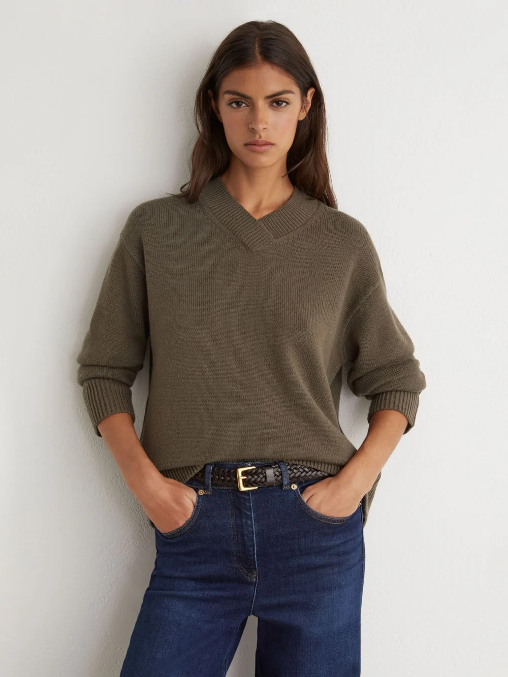 Reiss Khaki Green Wool-cashmere V-neck Jumper, view 3
