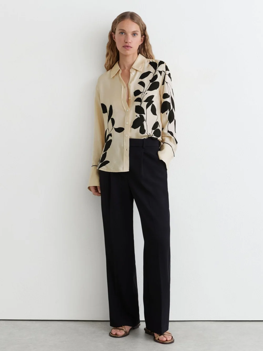 Reiss Leaf-print Jacquard Long-sleeve Shirt, view 3