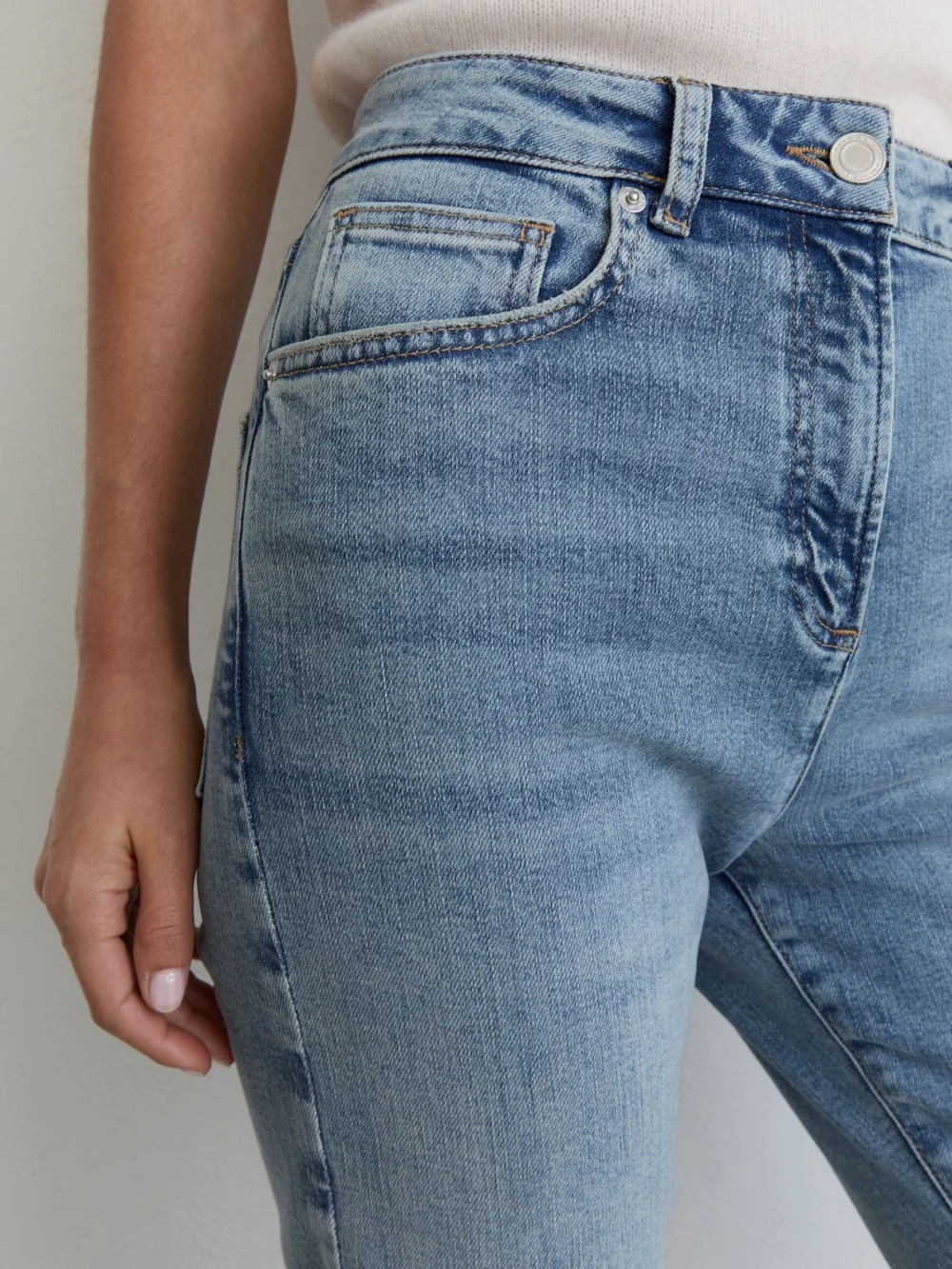 Reiss Light Blue Slim-leg Mid-rise Jeans, view 3