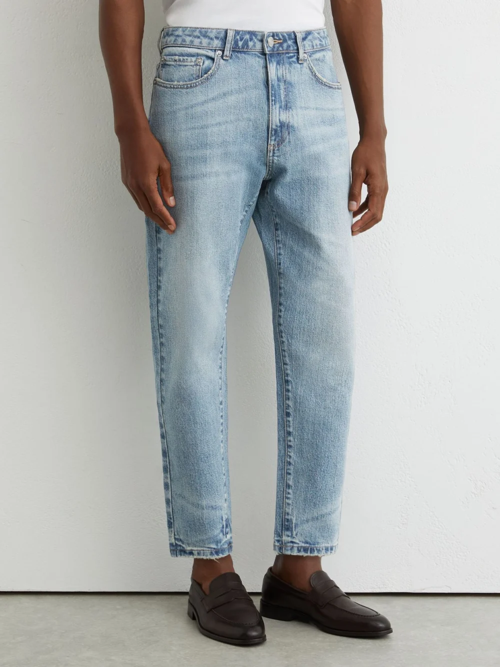 Reiss Light Blue Wash Relaxed-fit Cropped Jeans, view 3