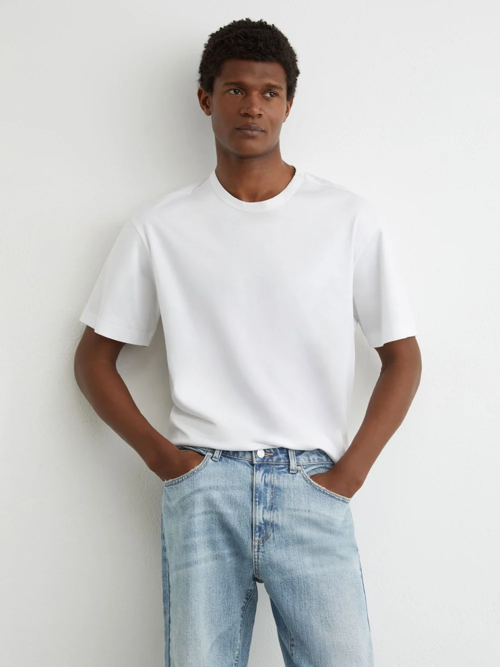 Reiss Light Blue Wash Relaxed-fit Cropped Jeans, view 4
