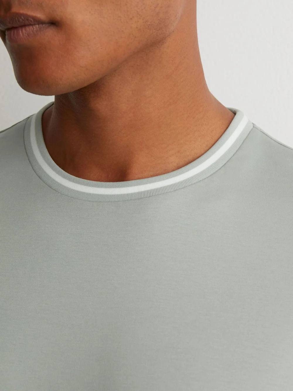 Reiss Light Sage Green Air-water Cotton Tipped Tailored-fit T-shirt, view 3