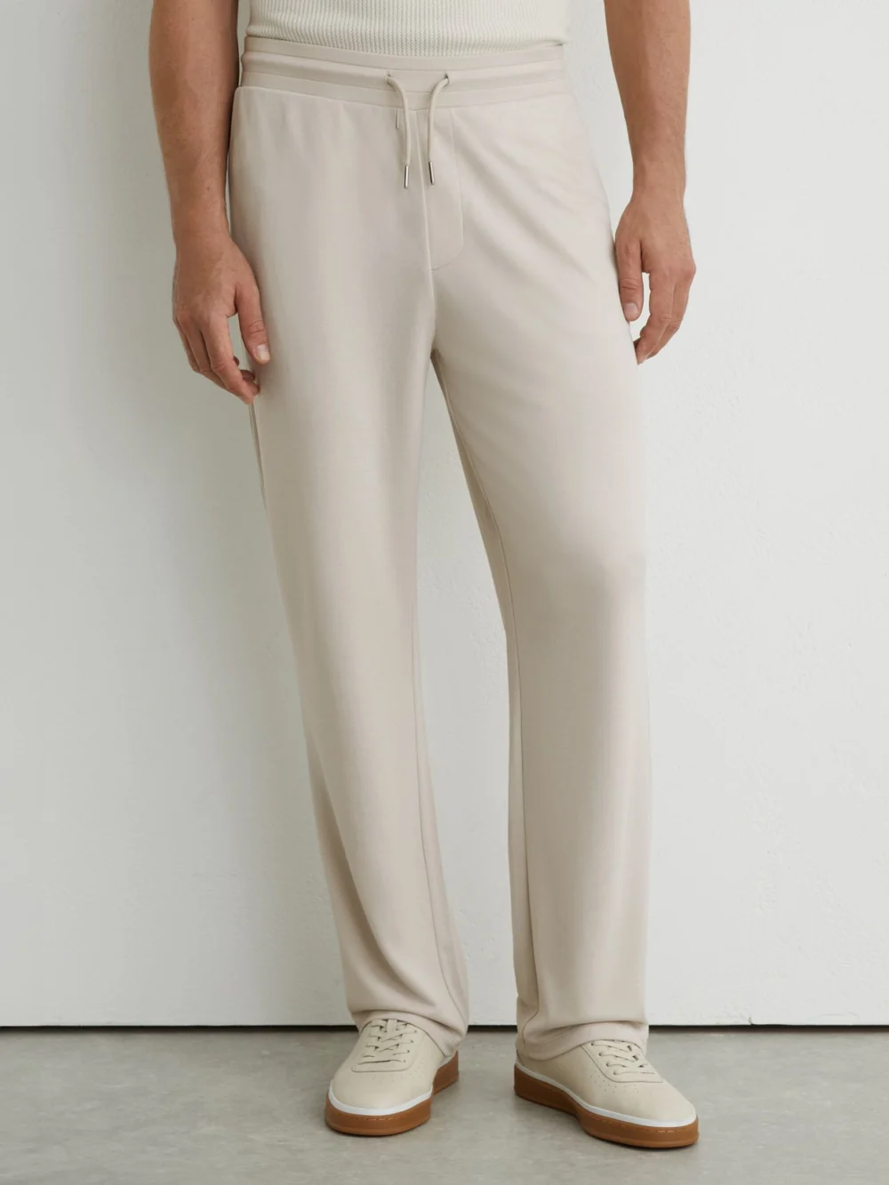 Reiss Light Stone Relaxed Jersey Drawstring Trousers, view 3
