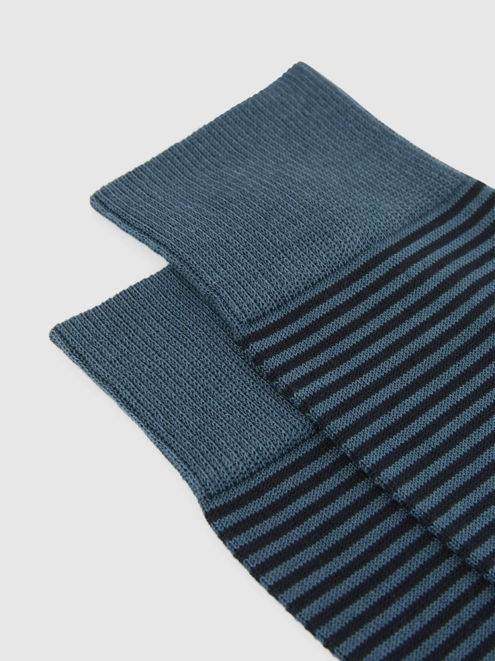 Reiss Mario Airforce Blue & Navy Stripe Mercerised Cotton-blend Striped Socks in Airforce Blue/Navy, view 2
