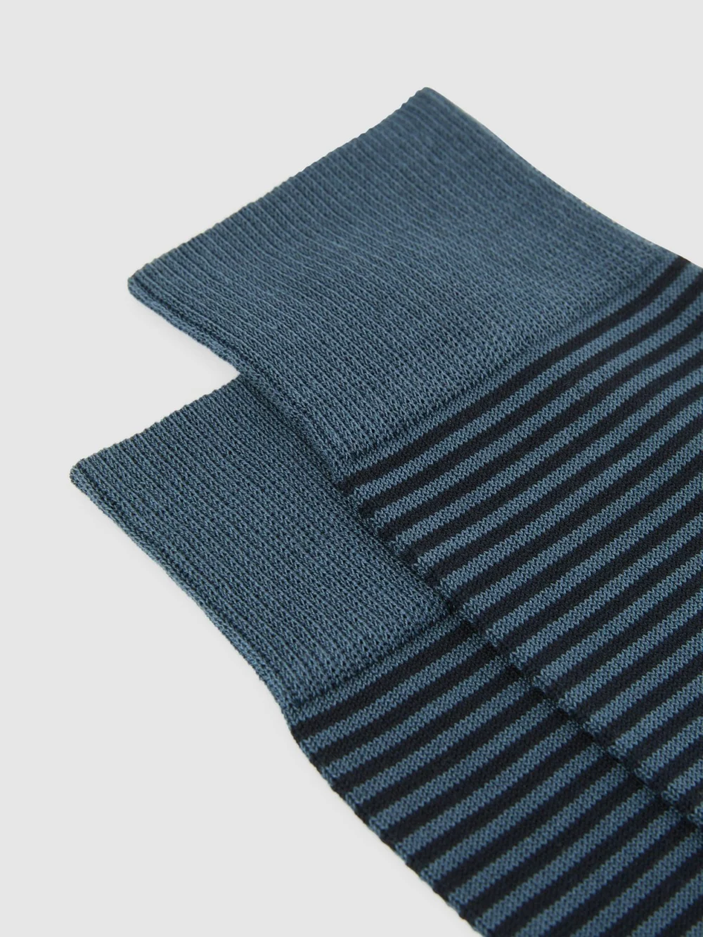 Reiss Mario Airforce Blue & Navy Stripe Mercerised Cotton-blend Striped Socks in Blue/Navy, view 2