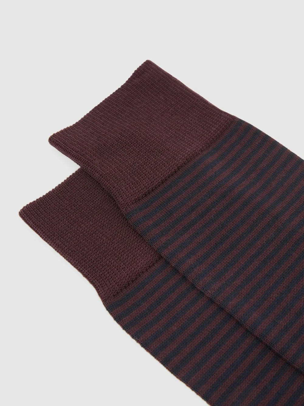 Reiss Mario Mens Red Cotton Bordeaux Stripe Striped Socks, Size: M & L, view 2