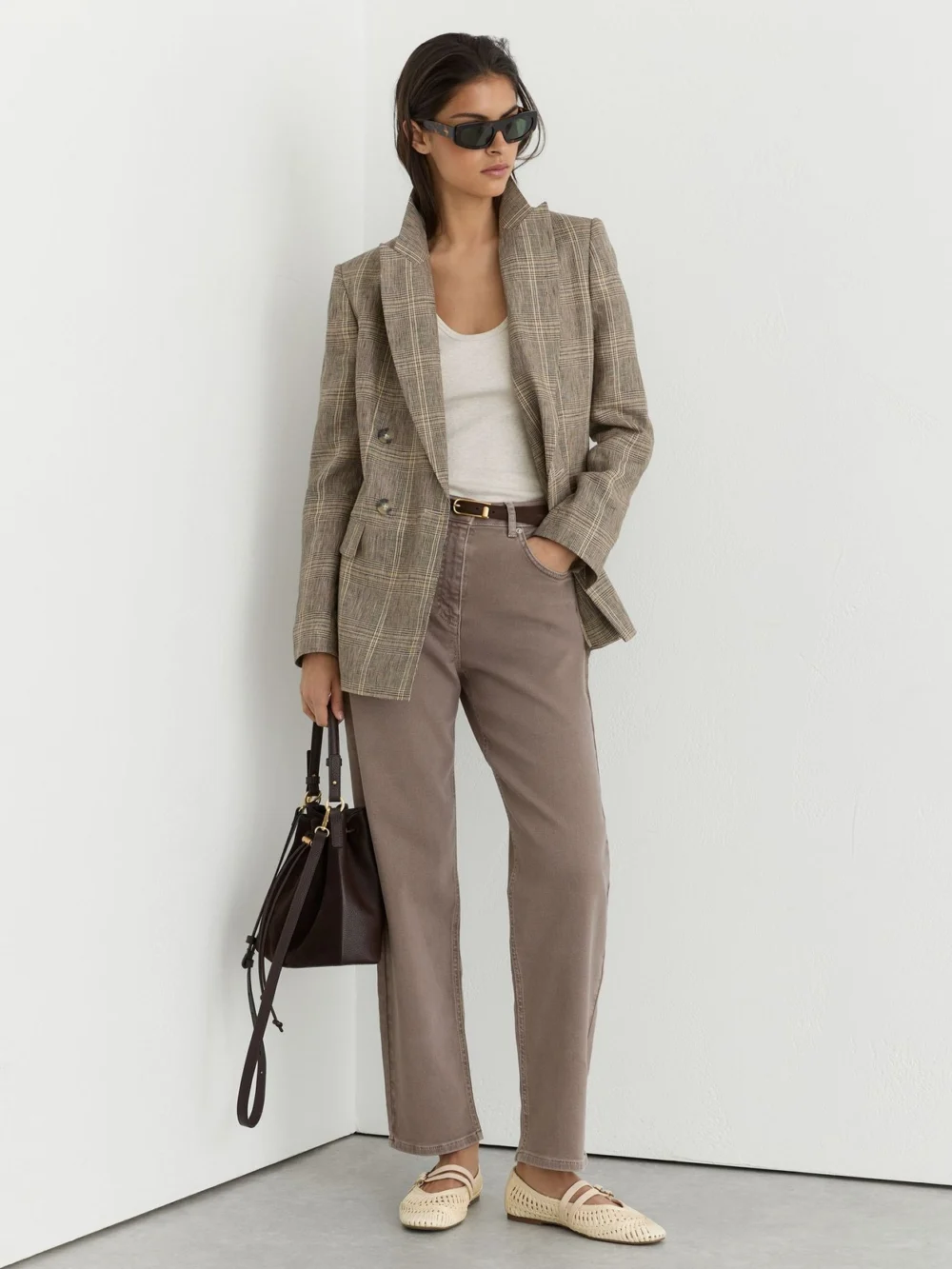 Reiss Mauve Neutral Mid-rise Straight-leg Jeans