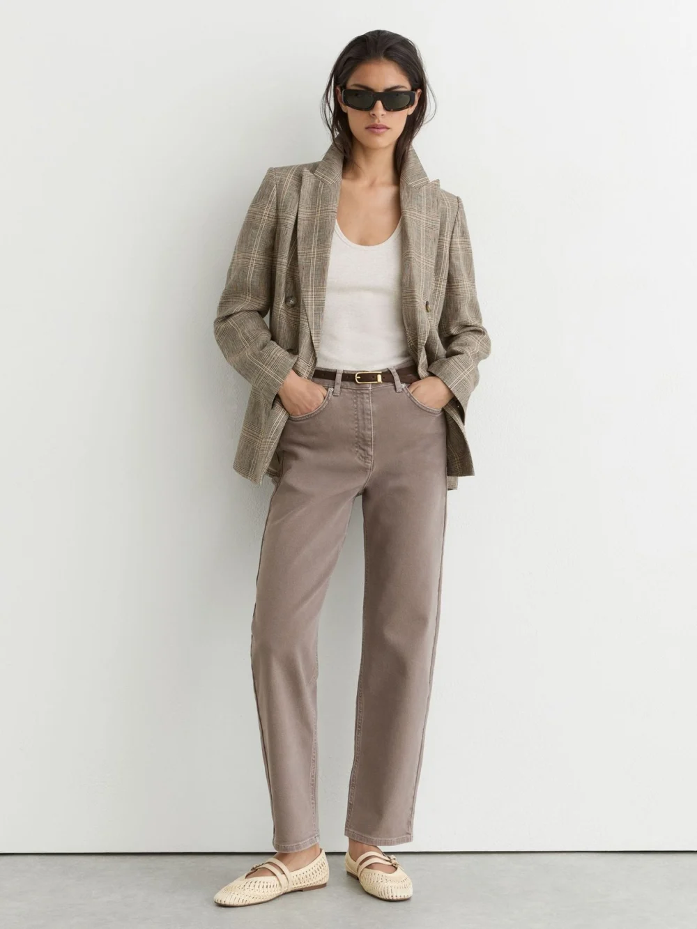 Reiss Mauve Neutral Mid-rise Straight-leg Jeans, view 5