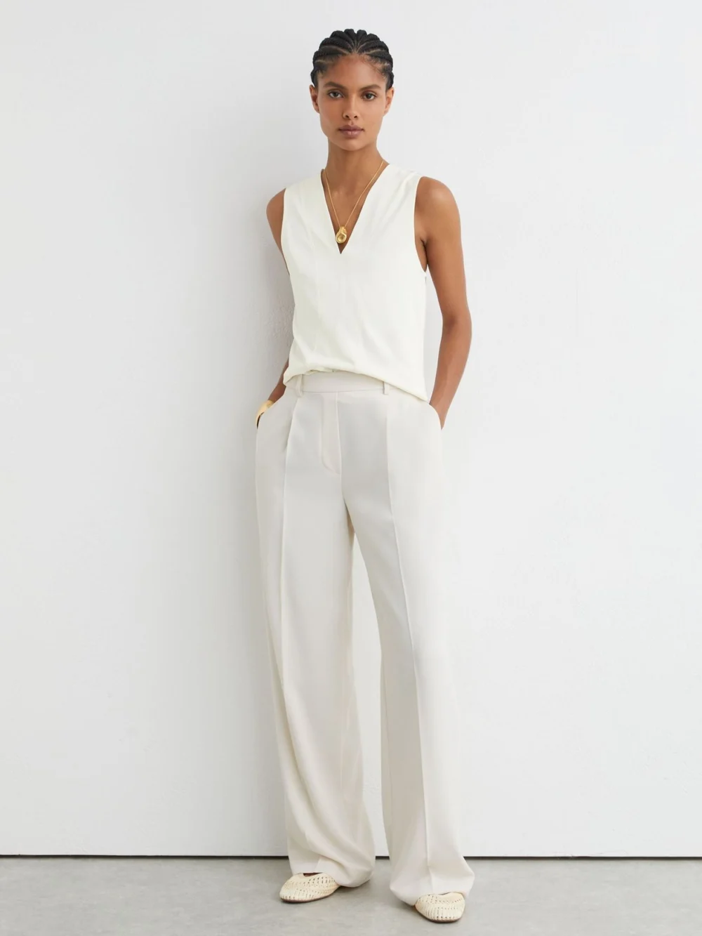 Reiss Mira V-neck Shell Top, S, view 3