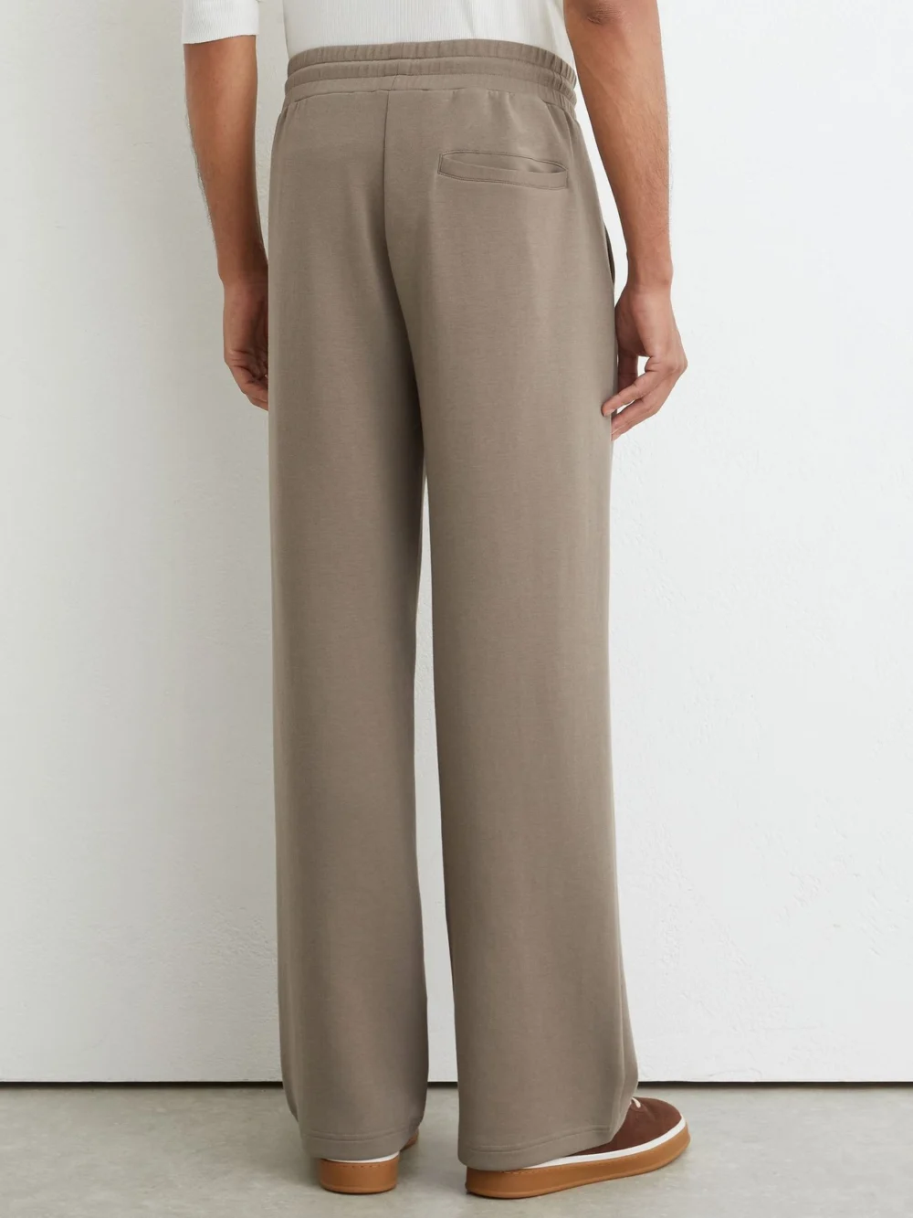 Reiss Mushroom Brown Sueded Interlock Jersey Relaxed-fit Joggers, view 4