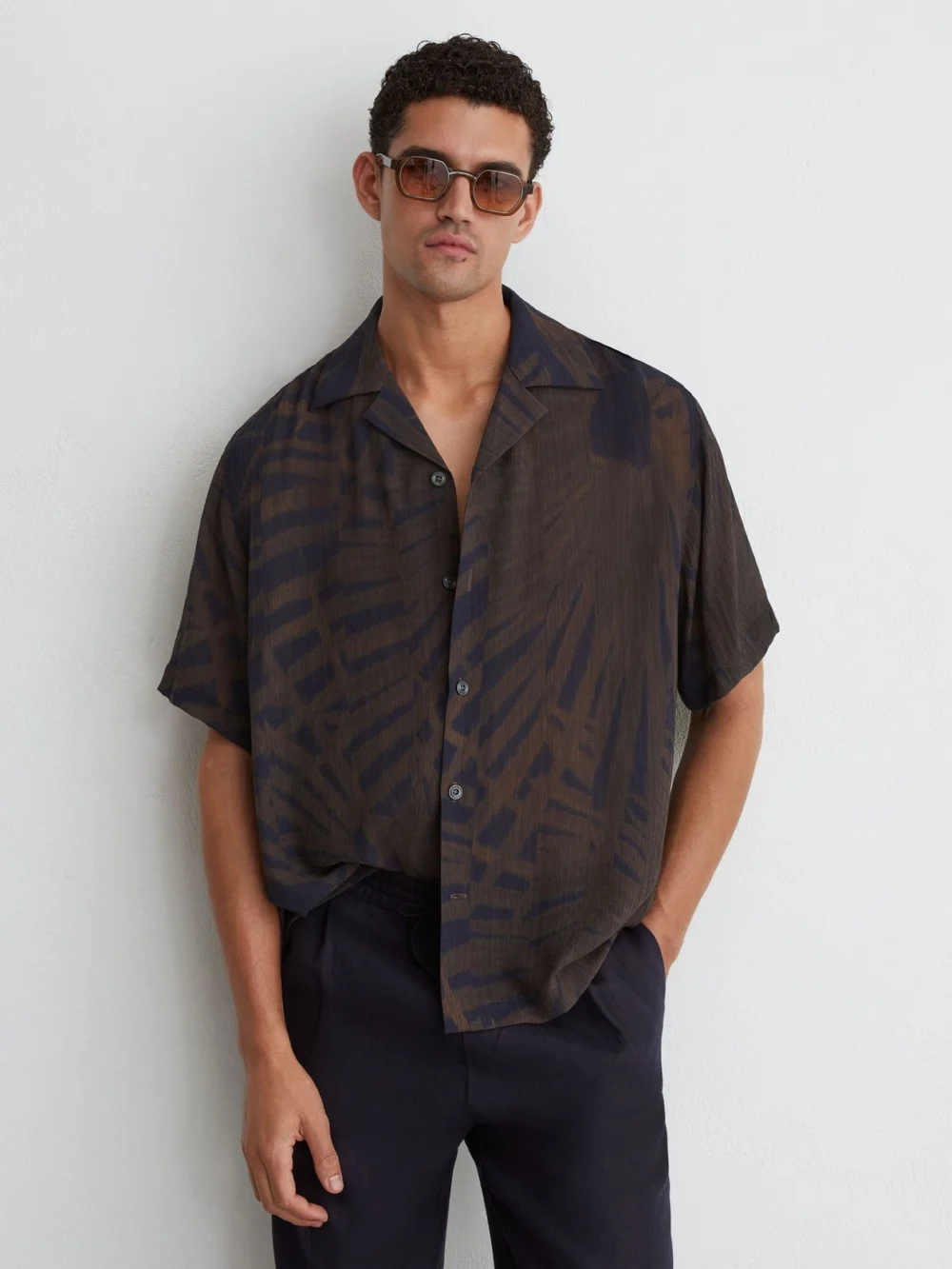 Reiss Navy & Brown Plissé Printed Cuban-collar Shirt, view 4