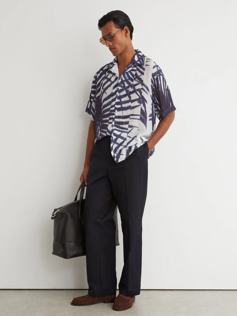 Reiss Navy & White Plissé Printed Cuban-collar Shirt, view 4