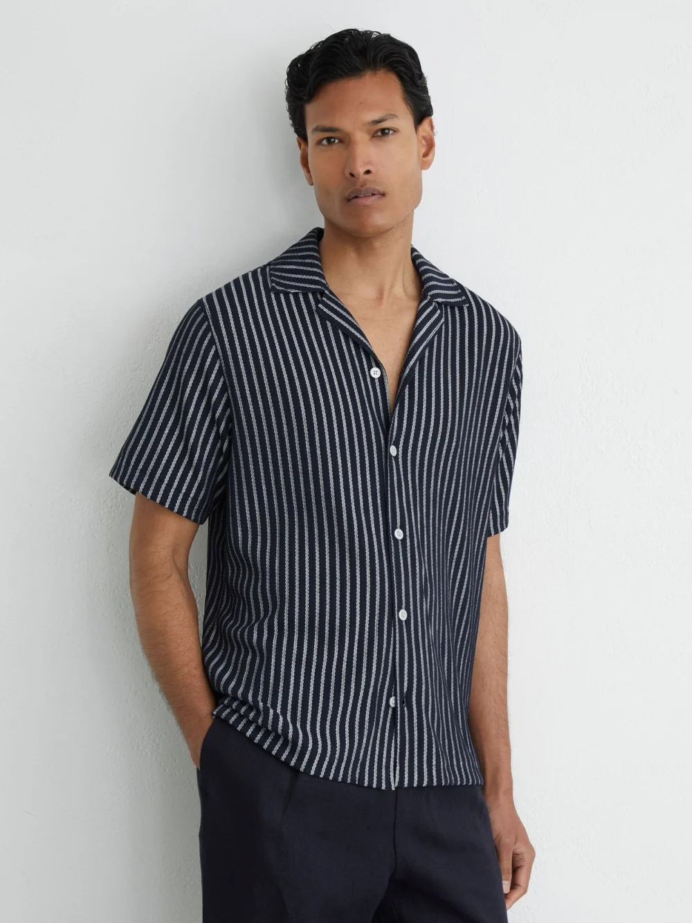 Reiss Navy & White Textured Stripe Cuban-collar Shirt in navy/white