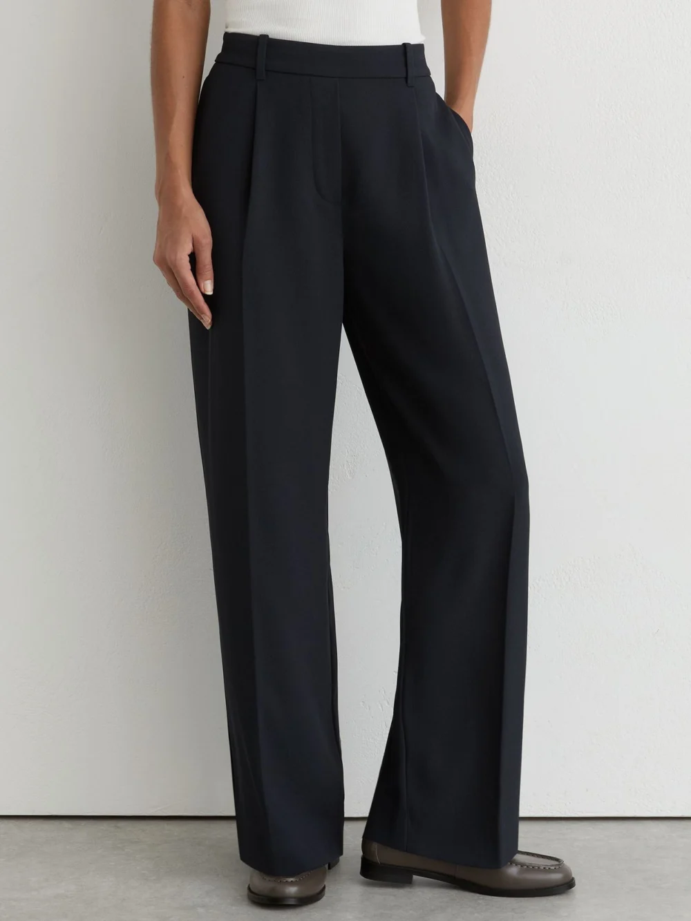 Reiss Navy Elasticated-waist Wide-leg Twill Trousers, view 3