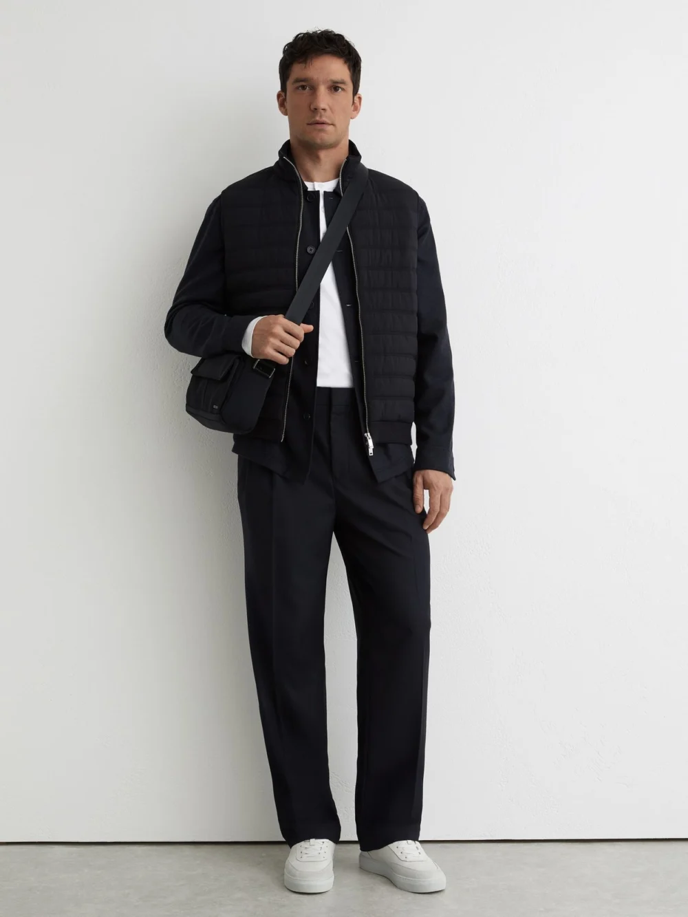 Reiss Navy Funnel-neck Quilted Knit Gilet, view 3