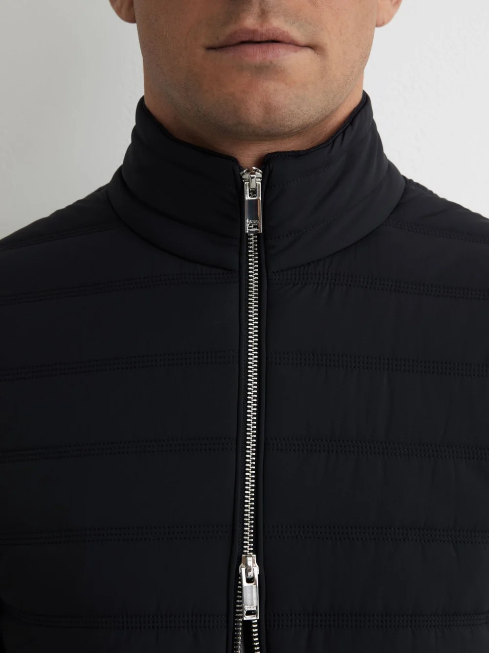 Reiss Navy Funnel-neck Quilted Knit Gilet, view 4