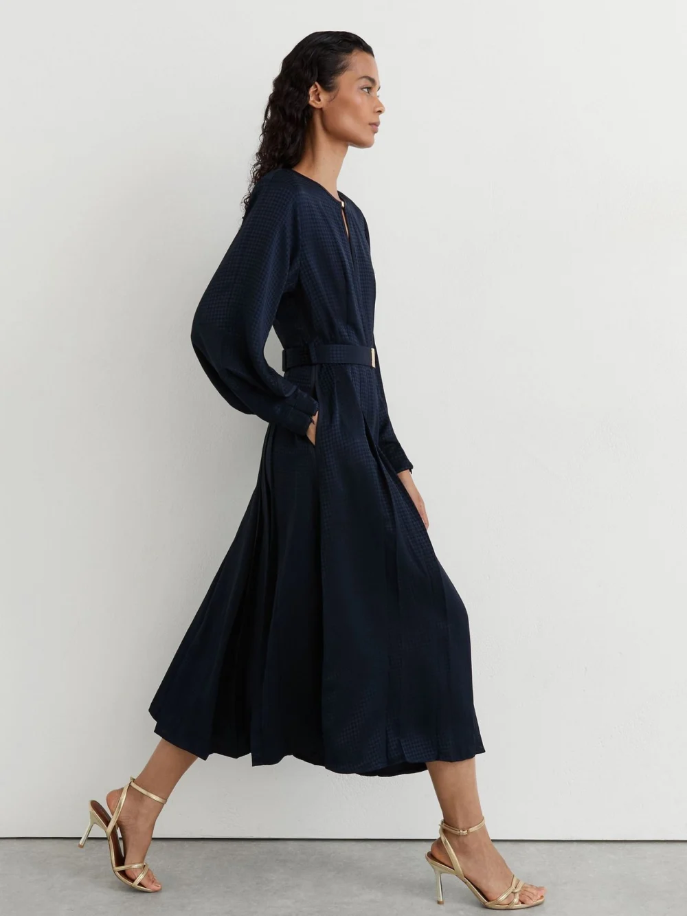 Reiss Navy Houndstooth-check Belted Midi Dress