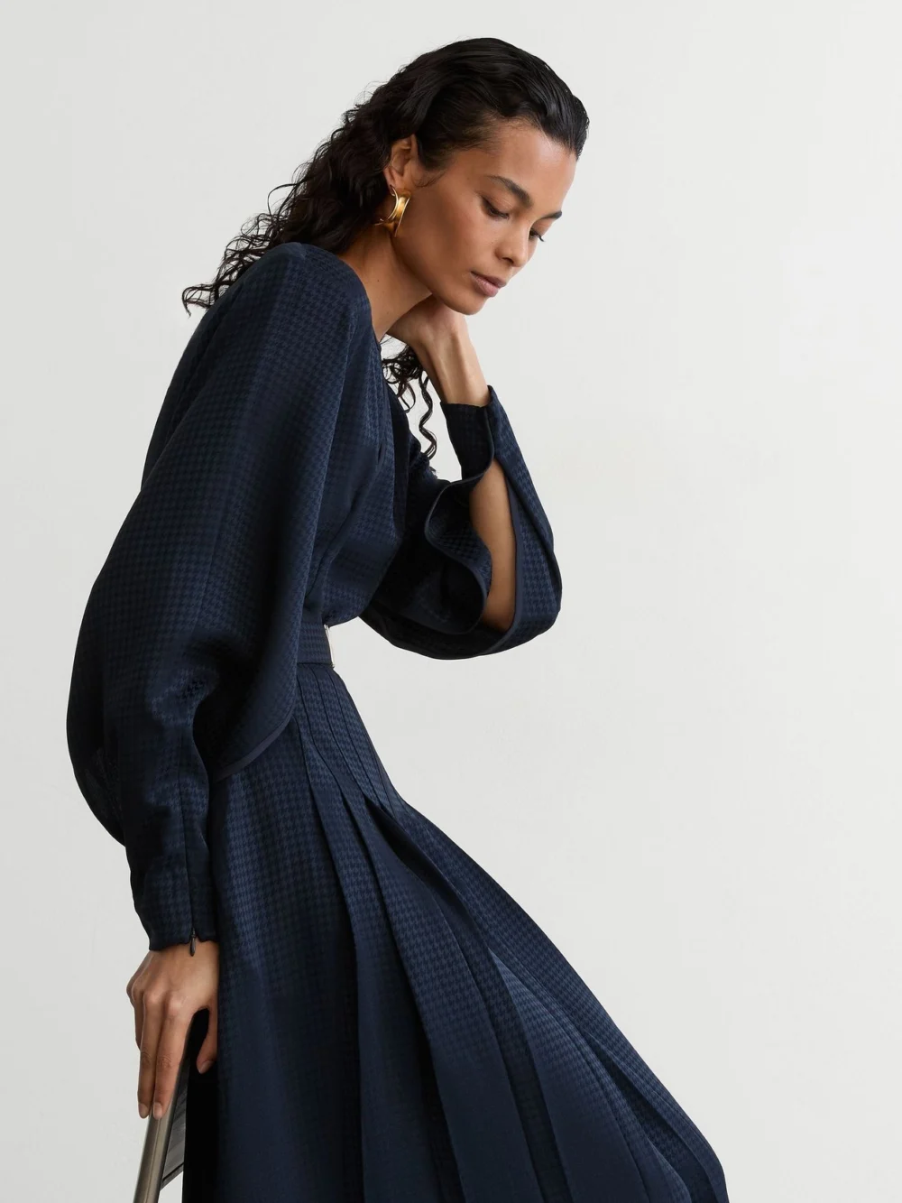 Reiss Navy Houndstooth-check Belted Midi Dress, view 4