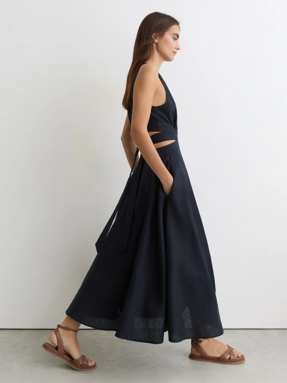 Reiss Navy Linen-cotton Cut-out Midi Dress, view 4