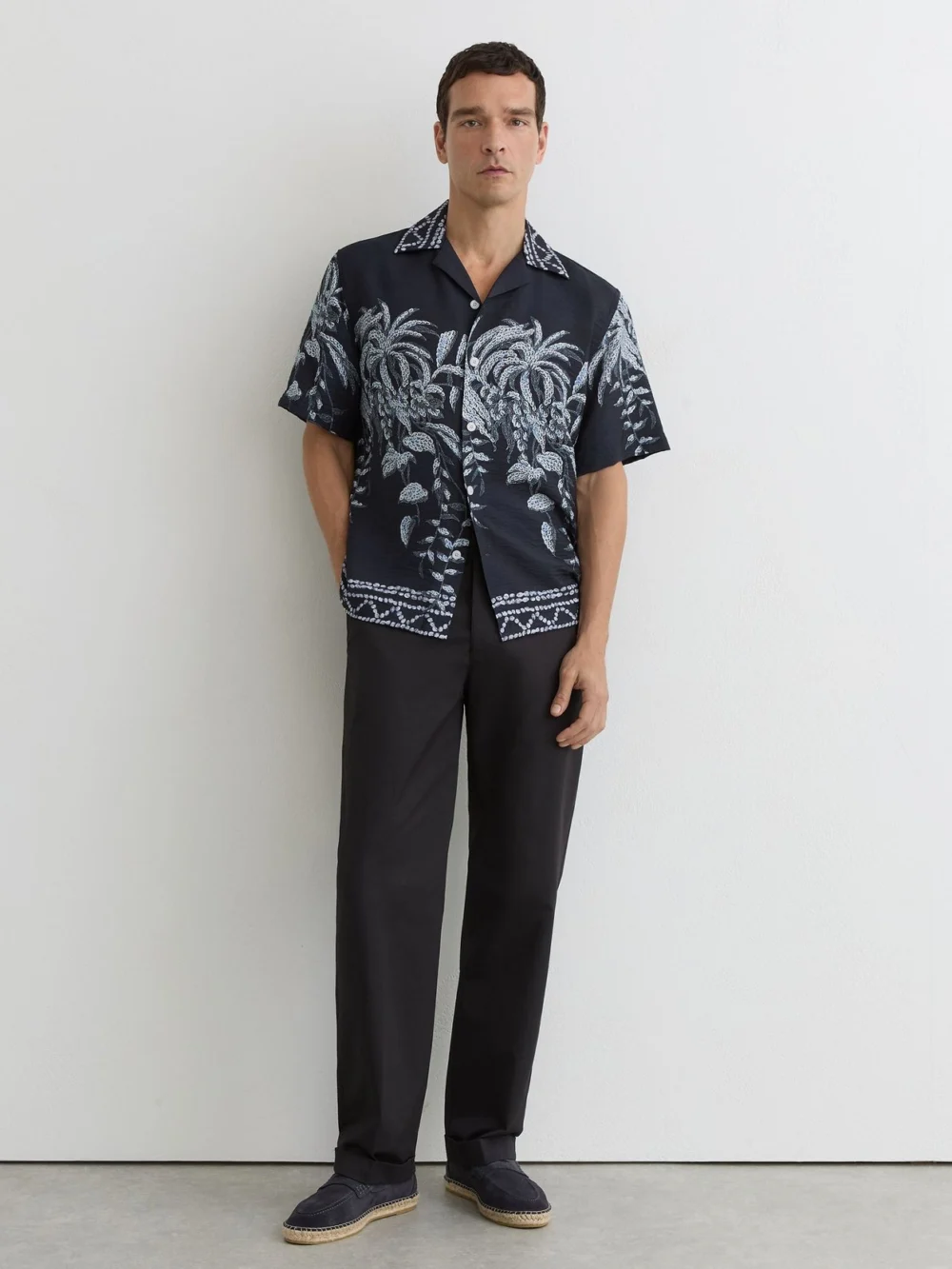 Reiss Navy Palm-print Cuban-collar Shirt, view 3