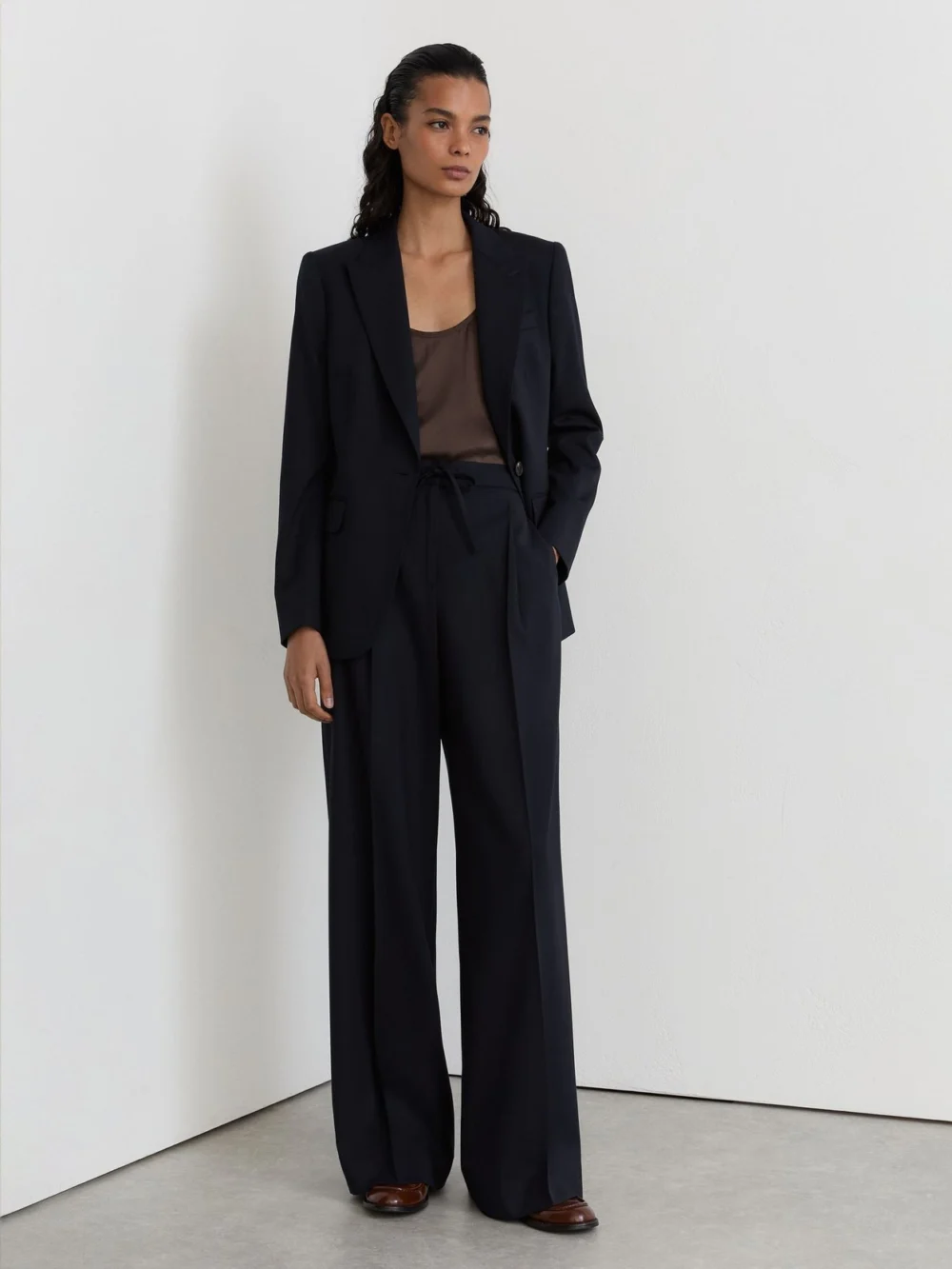 Reiss Navy Petite Wool-blend Drawstring Wide-leg Suit Trousers, view 3
