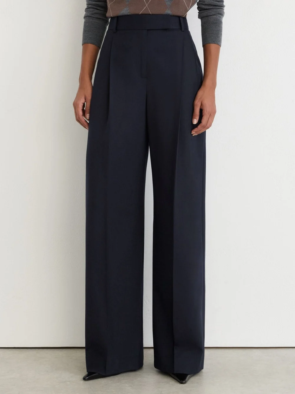 Reiss Navy Wool-blend Wide-leg Pleated Trousers, view 3
