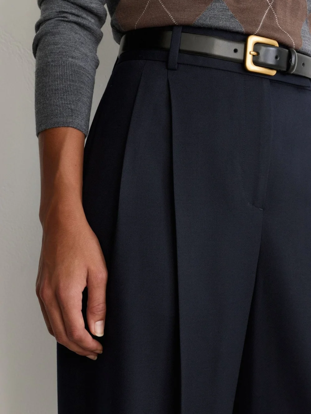 Reiss Navy Wool-blend Wide-leg Pleated Trousers, view 4