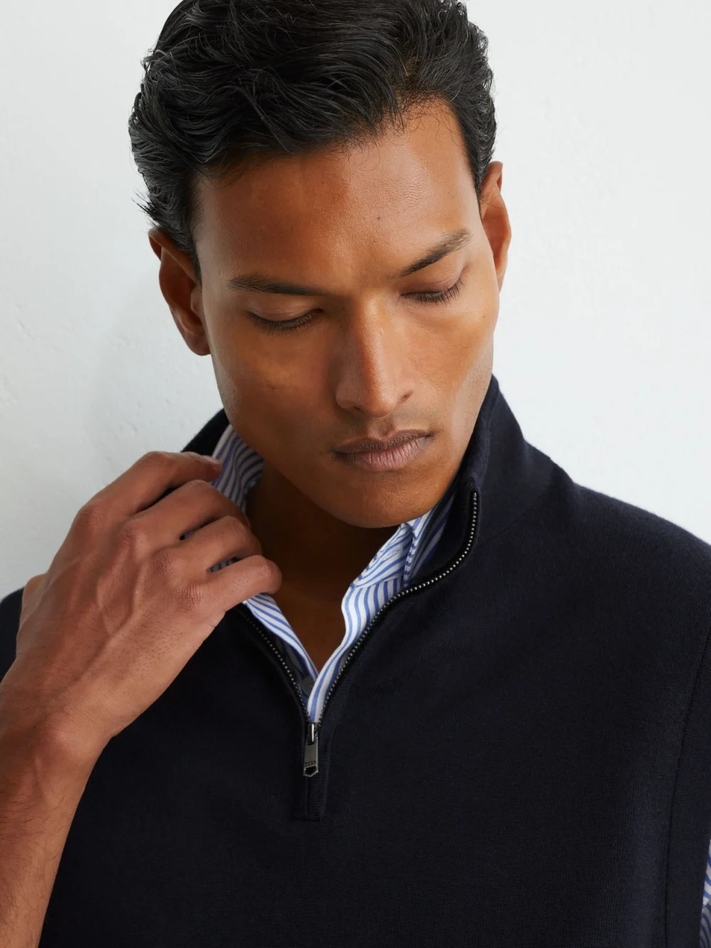 Reiss Navy Wool Half-zip Funnel-neck Vest, view 4