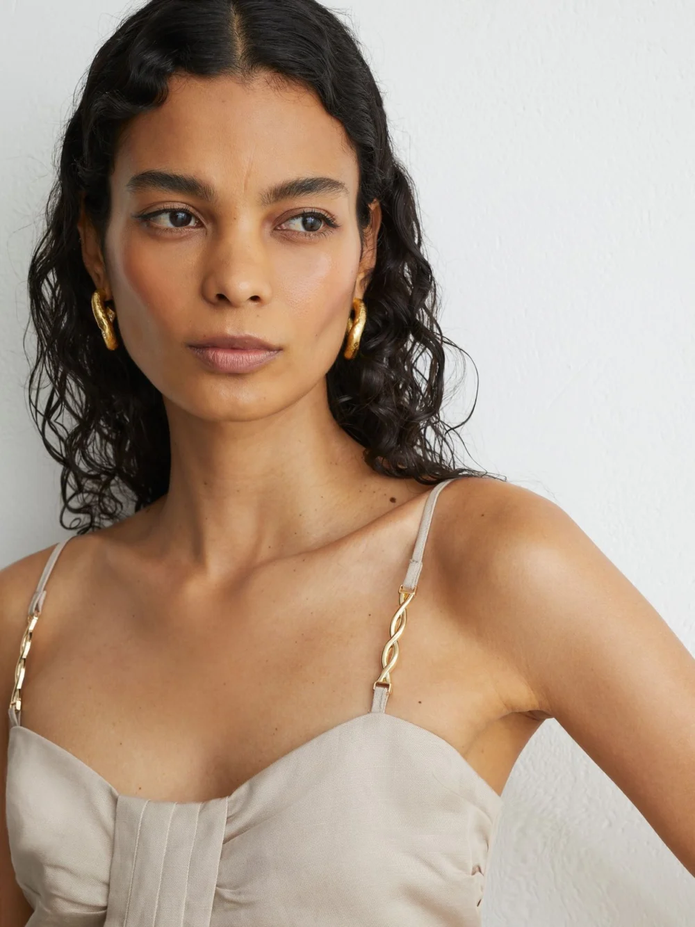 Reiss Neutral Lyocell-linen Pleat-detail Mini Dress, view 4
