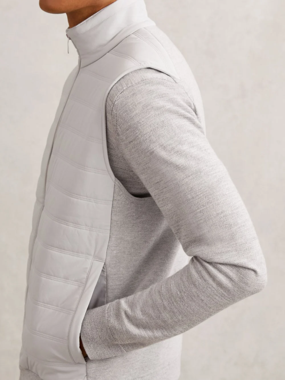 Reiss Newford Men's Soft Grey Funnel-neck Quilted Knit Gilet, view 4
