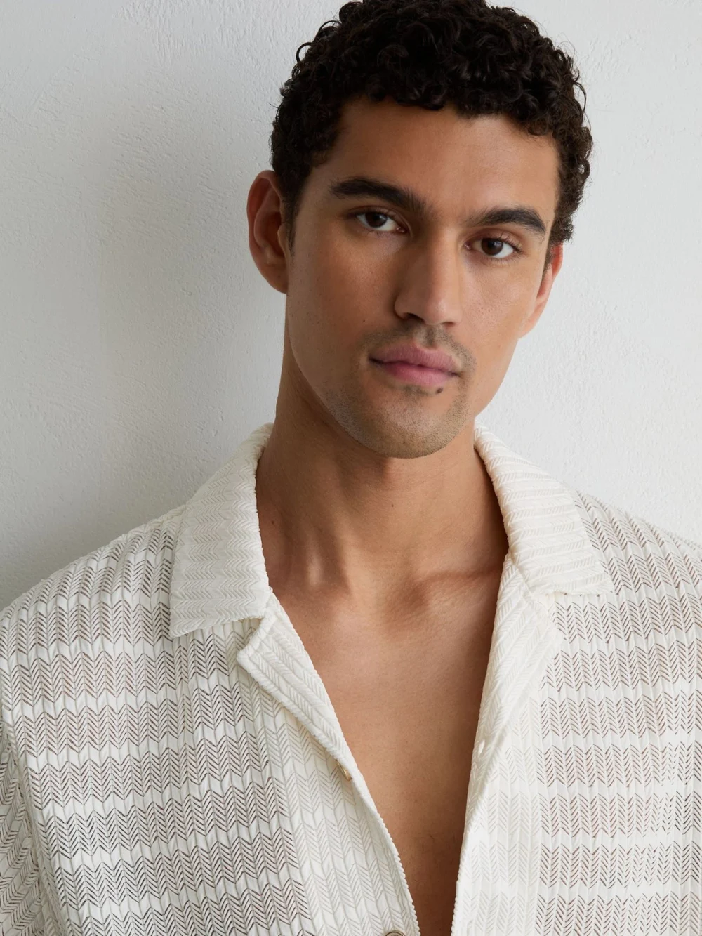 Reiss Off White Chevron-crochet Cuban-collar Shirt, view 4