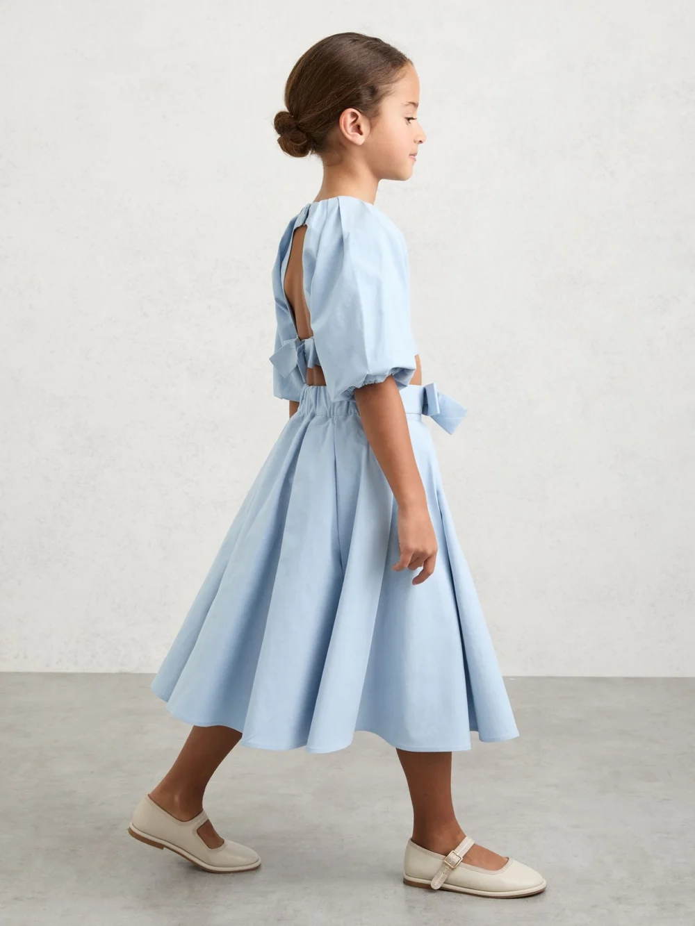Reiss Pale Blue 3-9 yrs Bow-detail Pleated Midi Skirt, view 4
