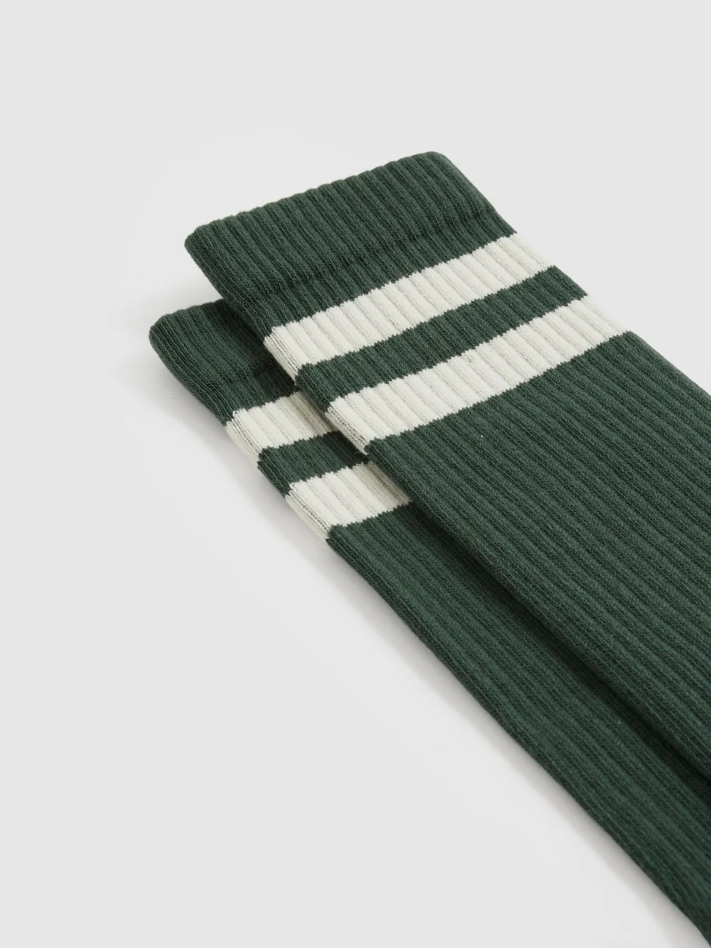 Reiss Pine Green & Ecru Cotton-blend Double-stripe Socks, view 2