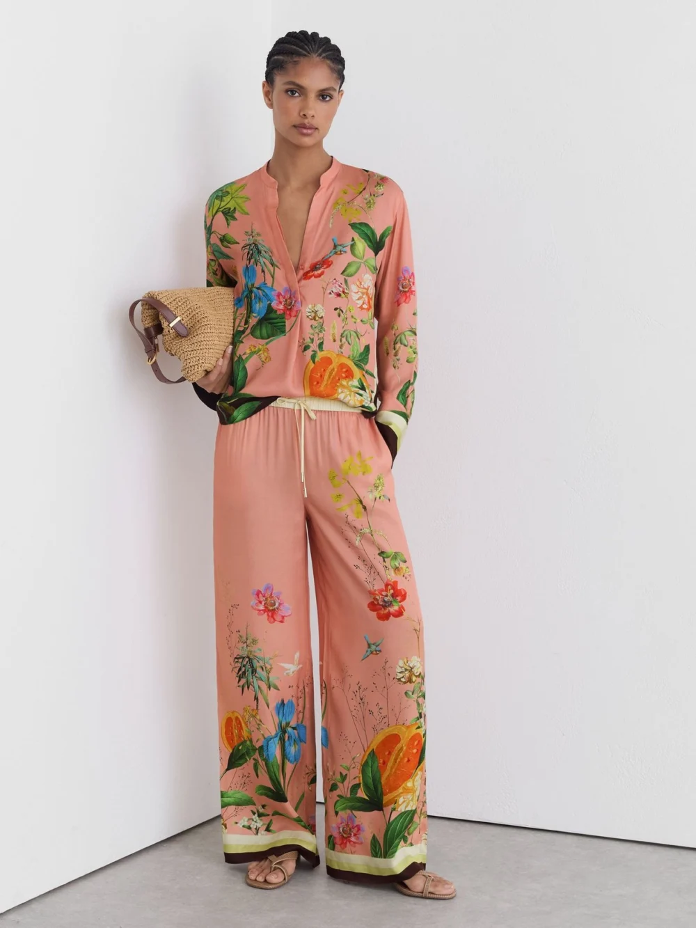 Reiss Pink Tropical Scarf-print Wide-leg Trousers, view 3