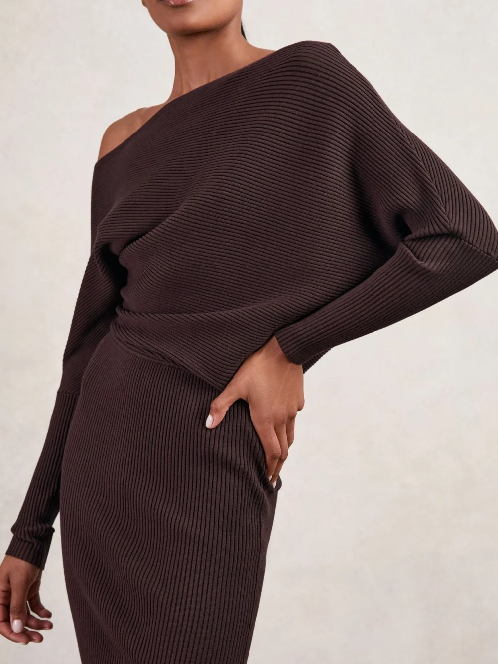 Reiss Plum Purple Off-the-shoulder Ribbed Midi Dress, view 3