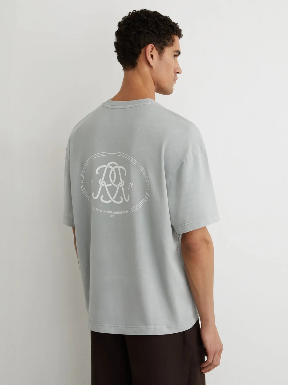 Reiss Powder Blue Monogram-print Pigment-dyed Relaxed T-shirt, view 4