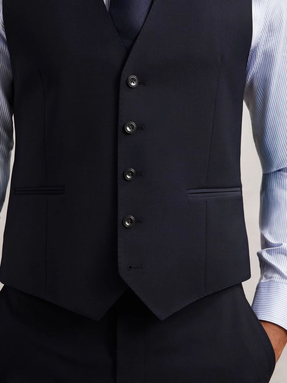 Reiss Promise Men's Navy Wool-blend Tailored-fit Waistcoat, view 4