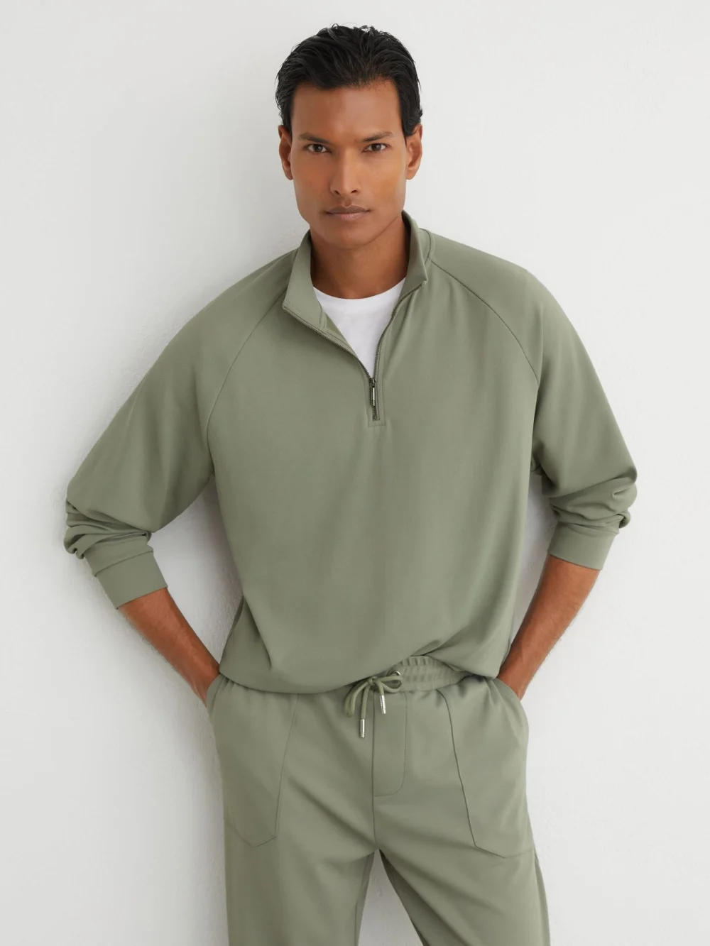 Reiss Sage Green R-flex Stretch-twill Half-zip Sweatshirt