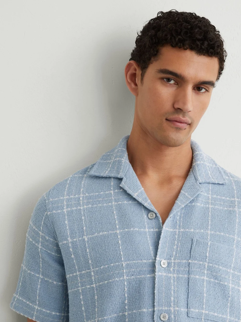 Reiss Soft Blue & White Textured Check Cuban-collar Shirt with Cotton in soft blue/white