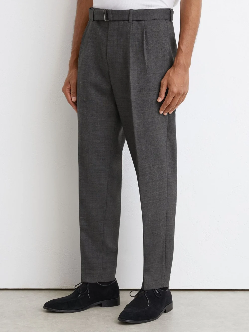 Reiss Soft Grey Tailored Fit Wool-blend Belted Pleated Trousers, view 3