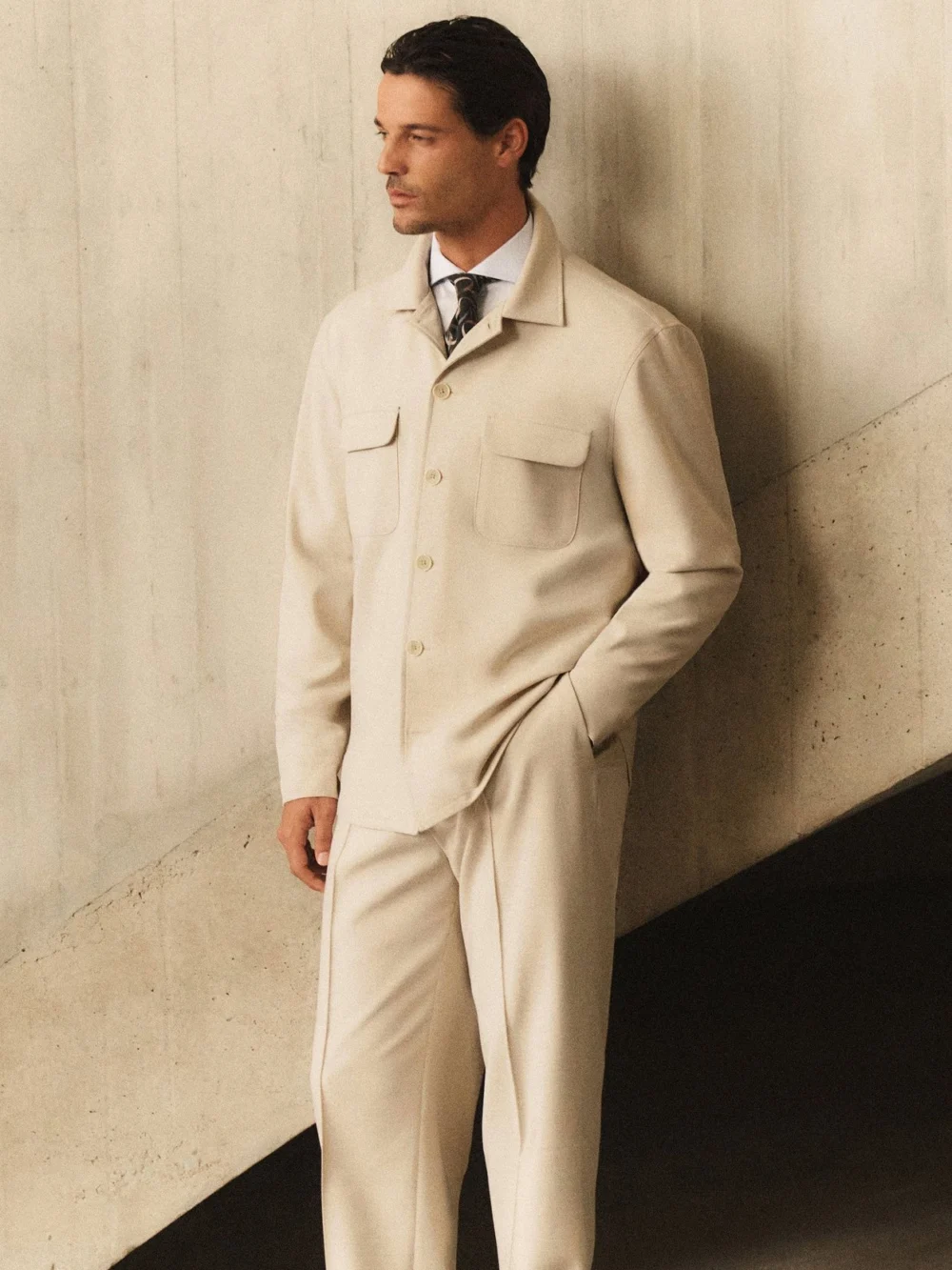Reiss Stone Relaxed-fit Belted Pintuck Trousers, view 4