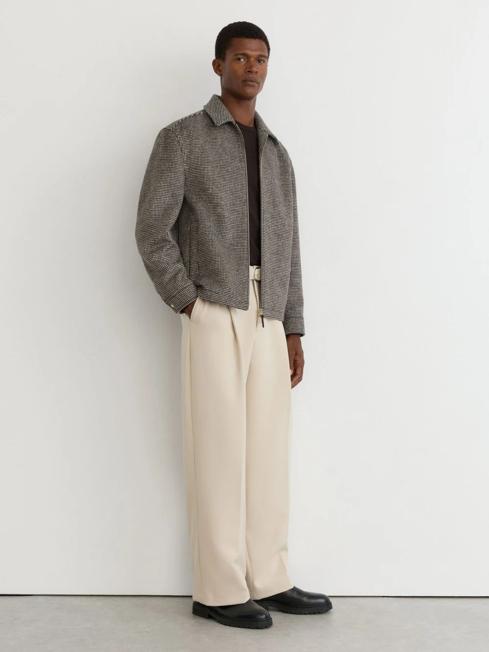 Reiss Stone Relaxed-fit Belted Trousers