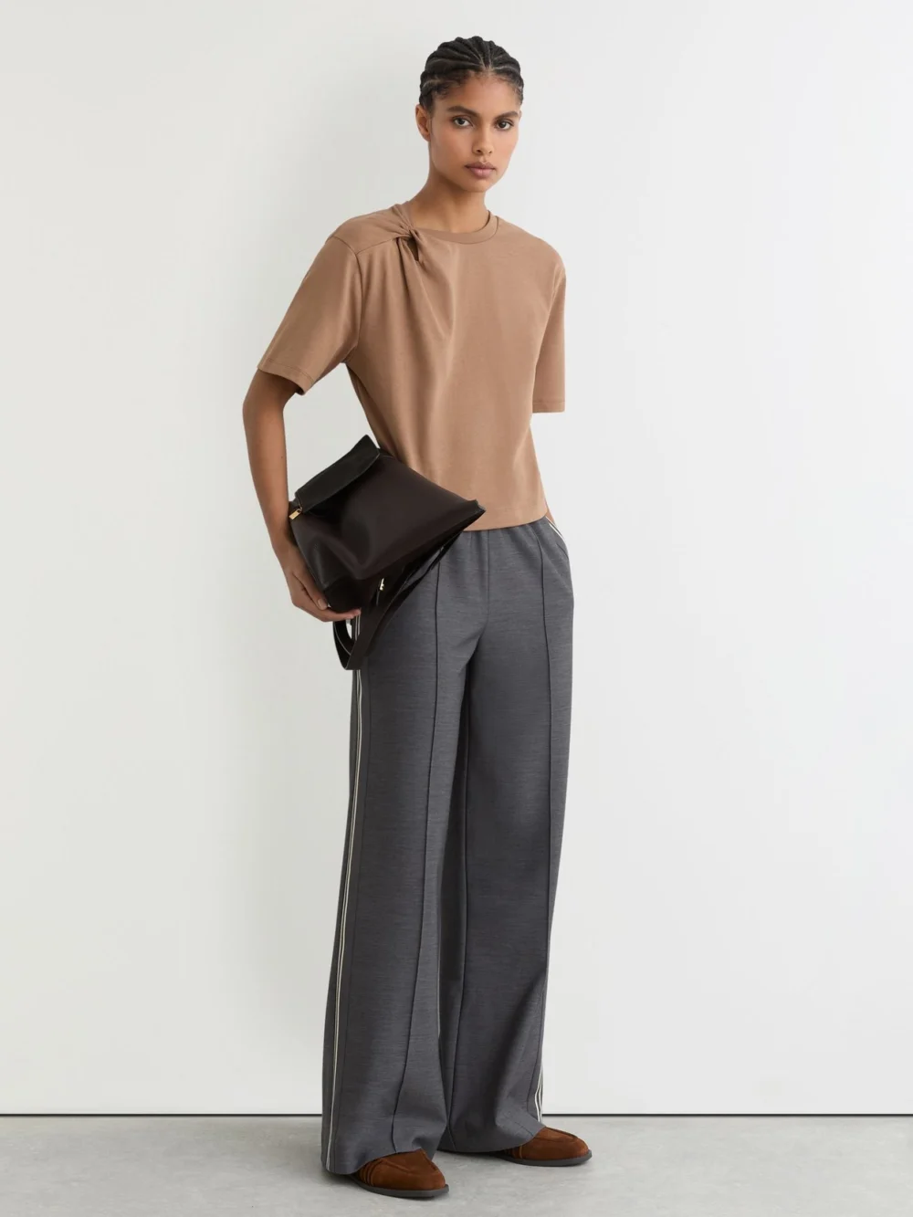 Reiss Taupe Brown Cotton Twist-detail Boxy T-shirt, view 3