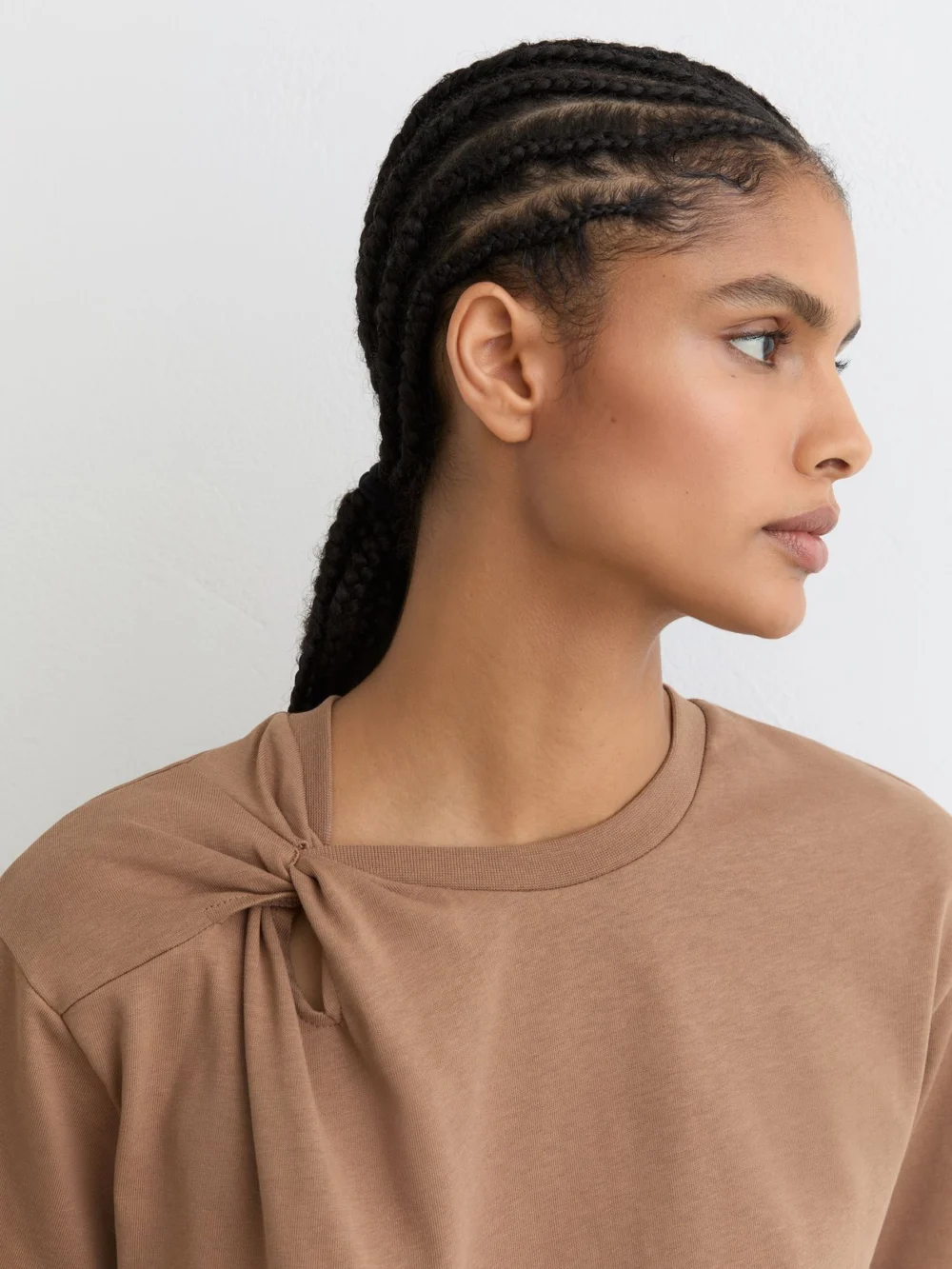 Reiss Taupe Brown Cotton Twist-detail Boxy T-shirt, view 4
