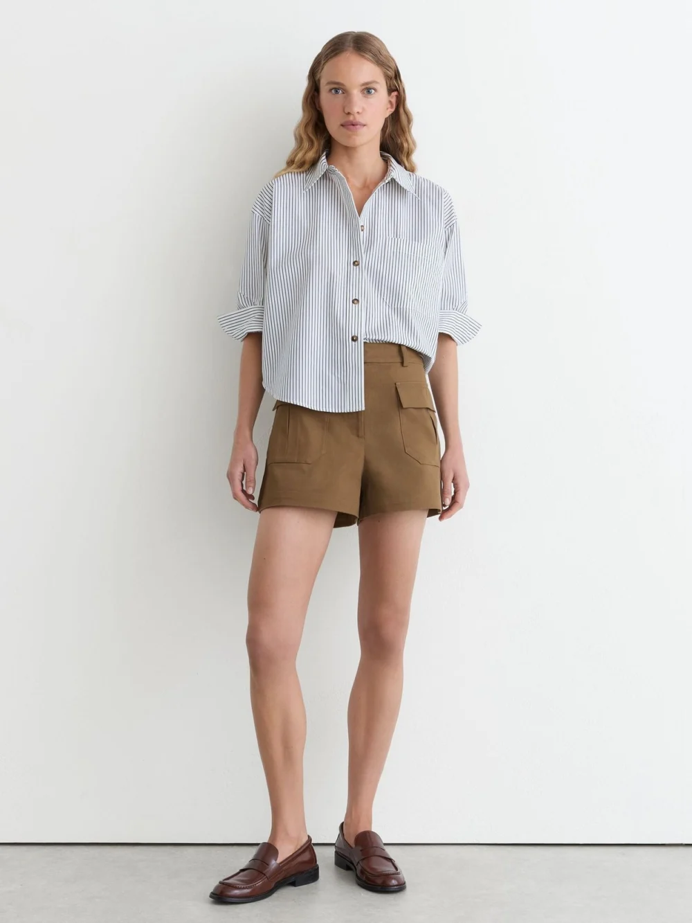 Reiss Taupe Neutral Cotton Twill Flap-pocket Shorts with Stretch, view 3
