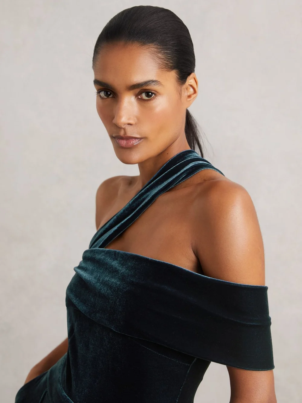 Reiss Teal Green Velvet One-shoulder Wide-leg Jumpsuit, view 4