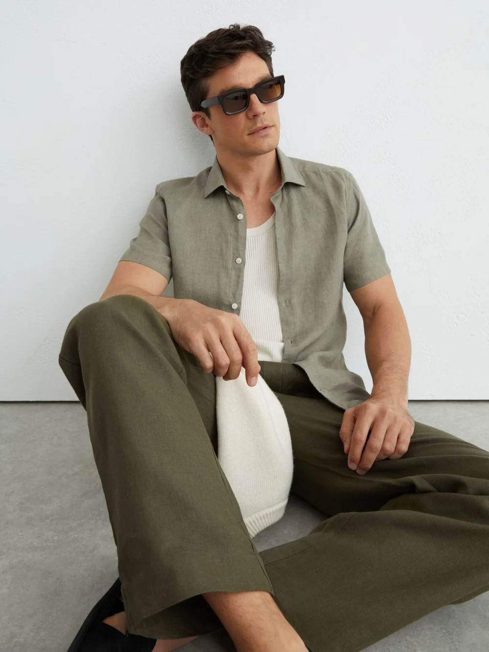 Reiss Thyme Green Slim Fit Linen Button-through Shirt, view 5