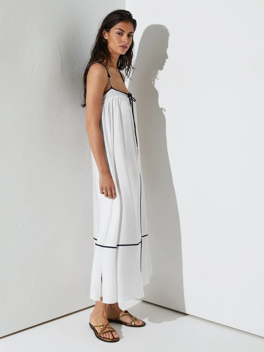 Reiss Tipped Tie-detail Midi Beach Dress in ivory/navy