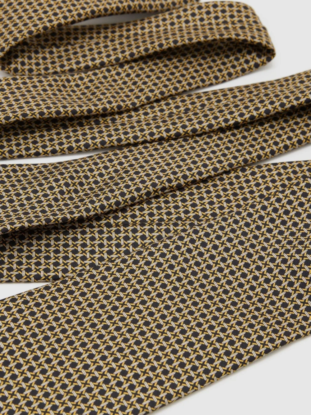 Reiss Varcare Navy & Yellow Silk Geometric Cross-print Tie, view 3