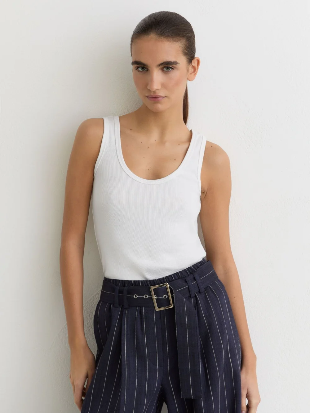 Reiss Violet Women's White Stretch-cotton Ribbed Vest